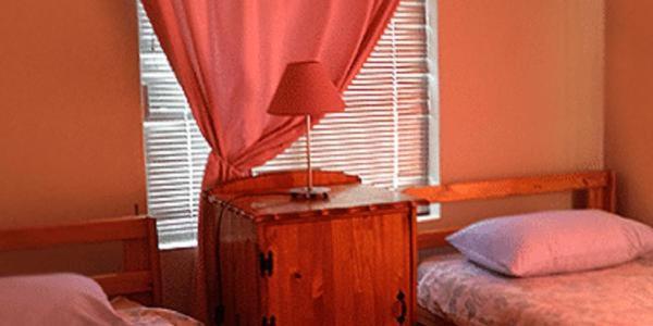 Gansbaai Lodge & Backpackers Exterior photo